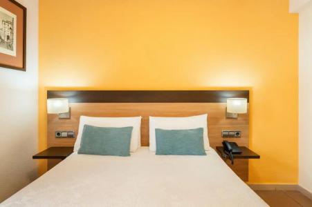 Hostal Ballesta - 73