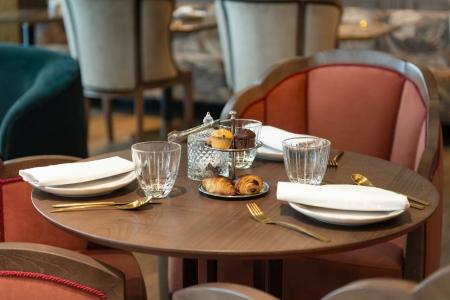 Palacio Santa Clara, Autograph Collection - 55