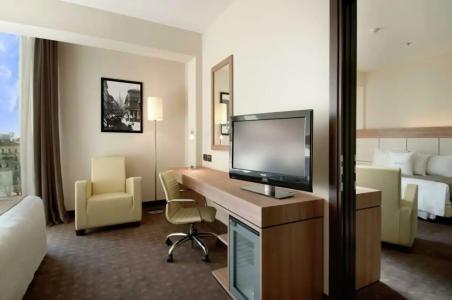DoubleTree By Hilton Milan - 16