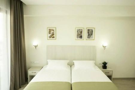 Roseum Boutique - 73