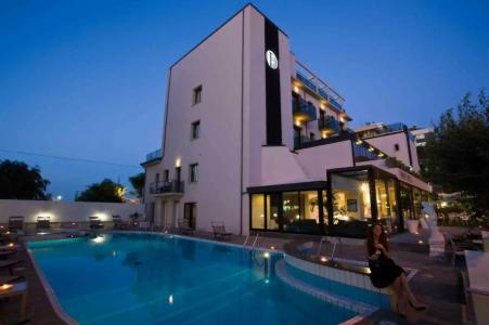 Ferretti Beach