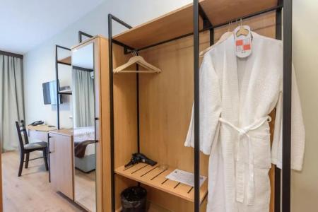 St George Ski & Holiday - Half Board - 29