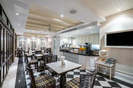 La Petite Salil Sukhumvit 8 - 64