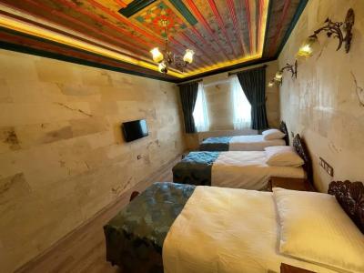 Yusuf Bey House - 33