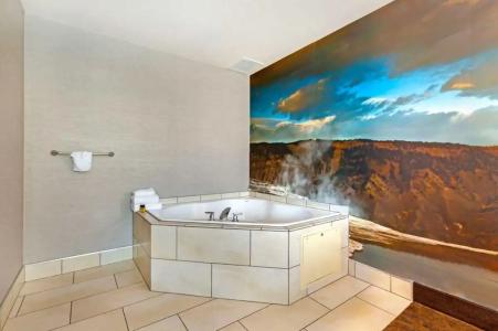 Best Western Plus GranTree Inn - 56