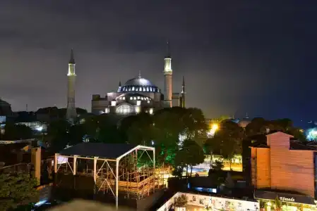Vogue Supreme Istanbul - 3