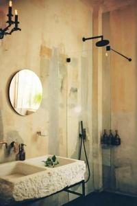 Shila Athens - 67