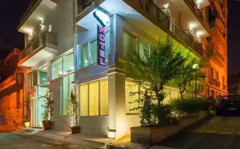 Acropolis Ami Boutique - 2