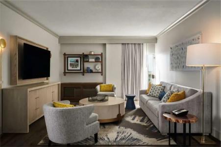 DoubleTree by Hilton Dallas - Love Field - 25