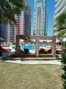 TIME Oak & Suites - 66