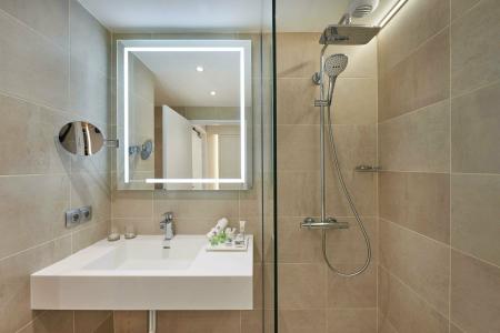 NH Collection Marseille - 64