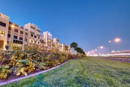 Metropolitan Dubai - 11