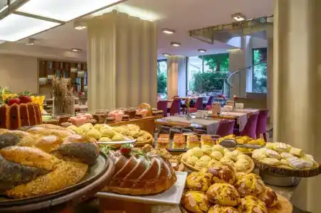 Ramada by Wyndham Istanbul Grand Bazaar - 60