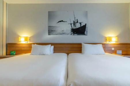 Holiday Inn Nice - Port St Laurent, an IHG - 19