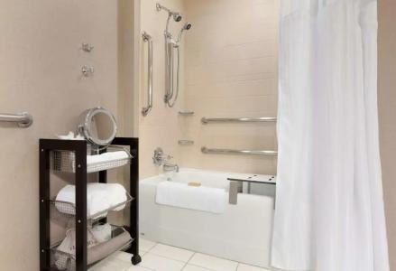 DoubleTree by Hilton Oklahoma City Airport - 23