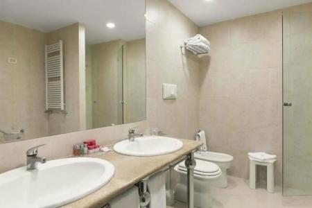 Ramada by Wyndham Naples - 43