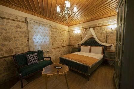 White Garden-Adult Only - 41