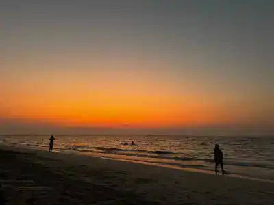 Golden Sands & Residences - 3
