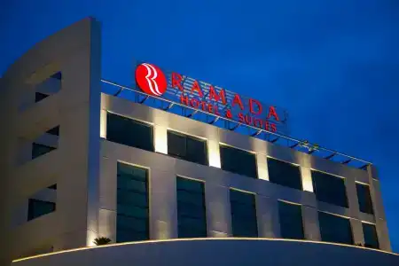 Ramada & Suites by Wyndham Izmir Kemalpasa - 6