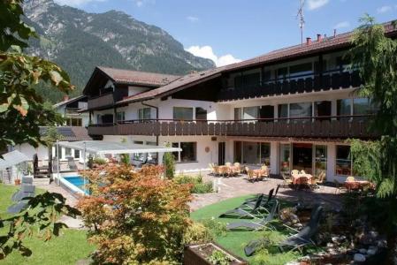 Rheinischer Hof - 26