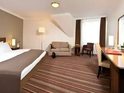 Leonardo Hamburg Stillhorn - 33