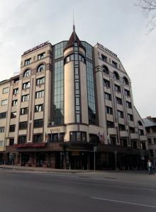 Downtown - 72
