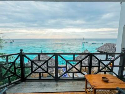 Langi Langi Beach Bungalows - 71