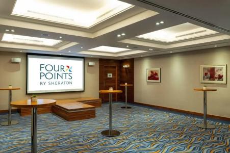 Four Points by Sheraton Downtown Dubai - 64