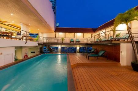 Pinnacle Lumpinee Park SHA Plus - 82