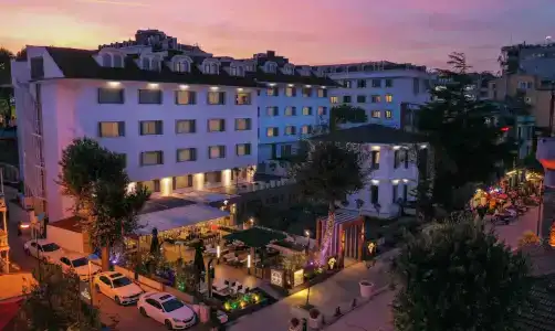 Vogue Supreme Istanbul - 9