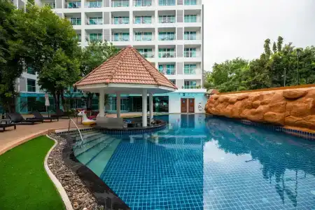Centara Pattaya - 32