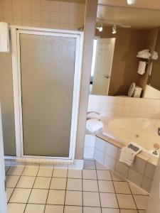 Wingate by Wyndham - Edmonton West - 10