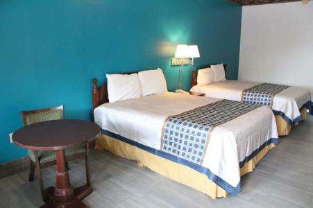 Texas Inn Downtown McAllen - 45
