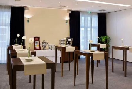 Metropolitan by Flemings - 70