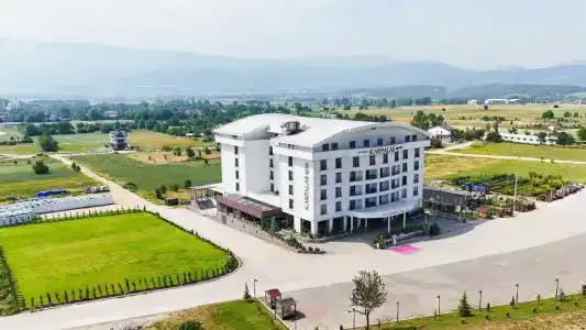 Karpalas City & Spa - 5