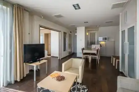 Echo Residence All Suite - 97