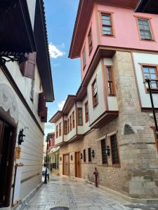 Alp Pasa - Special Class - 1