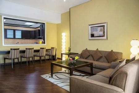 TIME Oak & Suites - 95