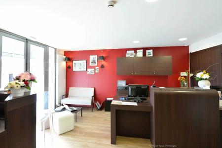 Kyriad Vannes Centre Ville - 81