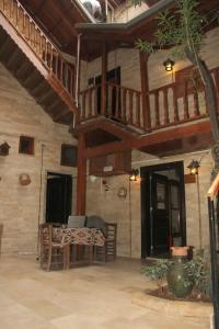 Zeynep Hanim Konagi - 94