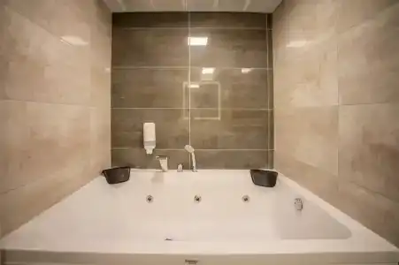 Best Western Plus Khan - 35