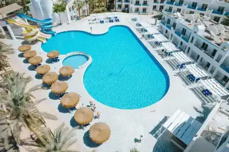 Mirage Bay Resort & Aqua Park - 40