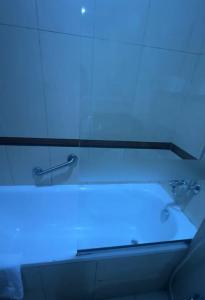 Golden Tulip Al Barsha - 75