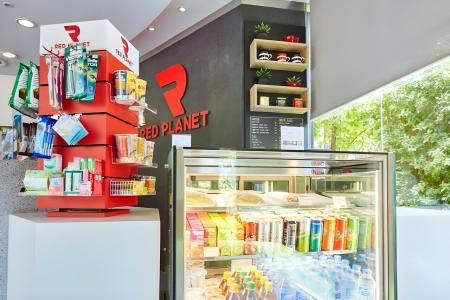 Red Planet Bangkok Asoke - SHA Extra Plus - 14