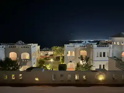 Continental Plaza Beach Resort - 51