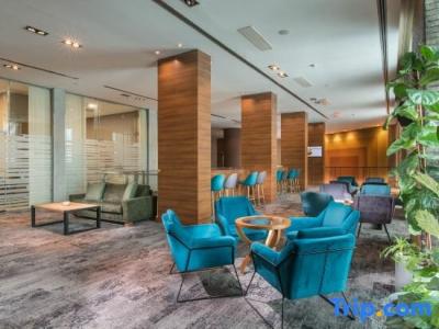 Expo Sofia - Free Arrival shuttle bus - Free Parking - Free Compliments - Free Wi-Fi - 91