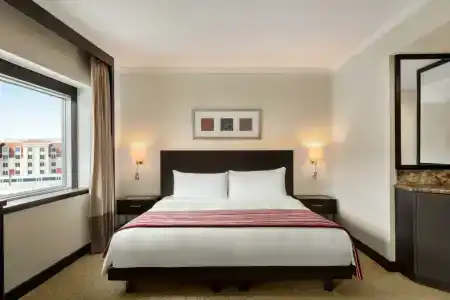 Ramada Plaza by Wyndham Dubai Deira - 57
