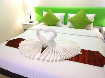 Armoni Patong Beach - 6