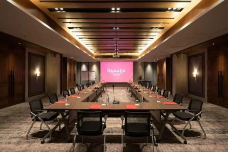 Ramada Plaza by Wyndham Chao Fah Phuket - 45