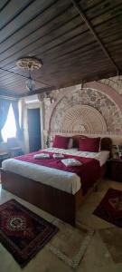 Peace Stone House - 54